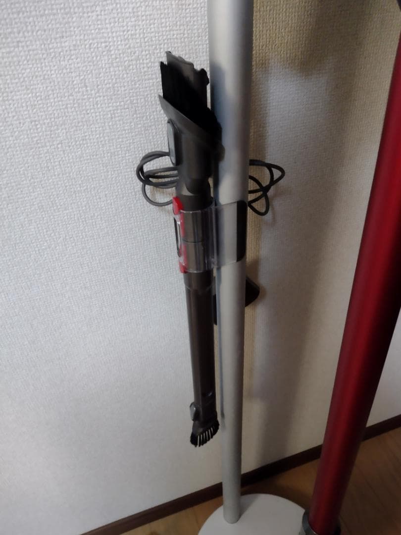 専用ダイソン★コードレス掃除機★V11★ＳV15★バッテリー新品と同等★1