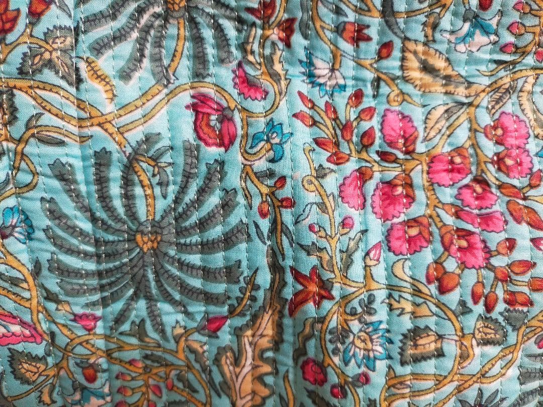 インド直輸入　ブロックプリント　花柄フリル付きリバーシブルトートバッグ