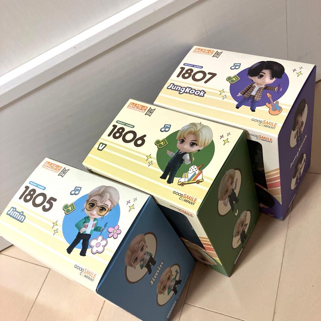 ねんどろいど　BTS　タイニータン　ジョングク　ジミン　テヒョン Ｖ　3個セット