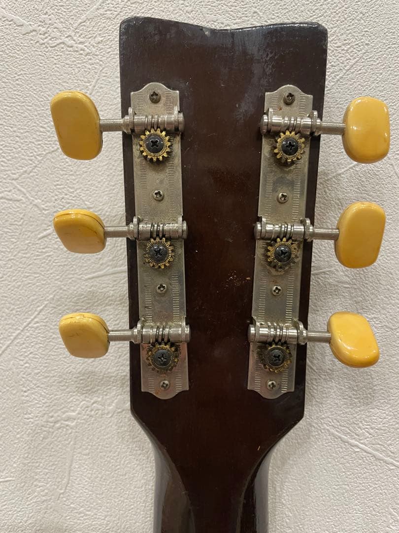 YAMAHA FG110 68年赤ラベル初期　低弦高の優良コンディション　アコギ