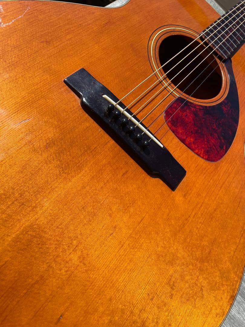 YAMAHA FG110 68年赤ラベル初期　低弦高の優良コンディション　アコギ