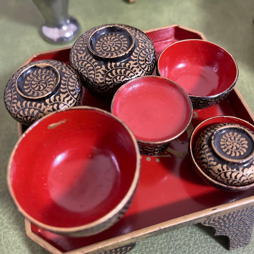 お雛様　お道具　懸盤膳揃　漆塗　木製　蒔絵　ヴィンテージ品