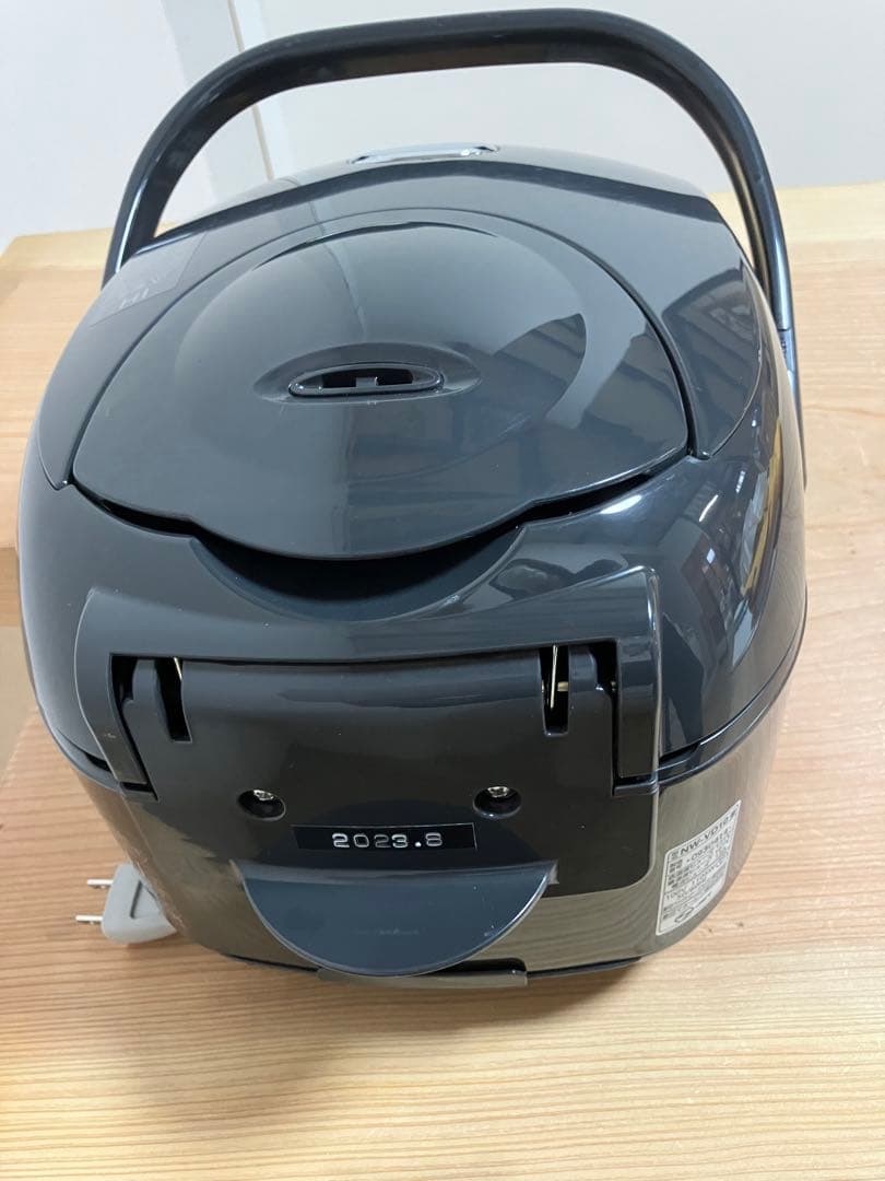 象印NW-VD10炊飯器