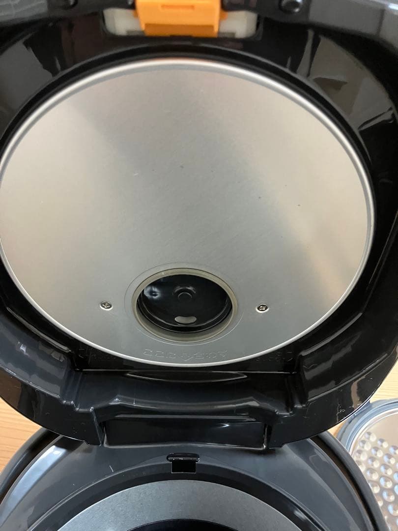 象印NW-VD10炊飯器