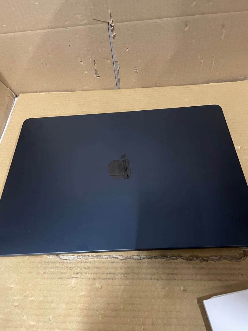 Apple MW1L3J/A 15MacBook Air 16+256ジャンク品