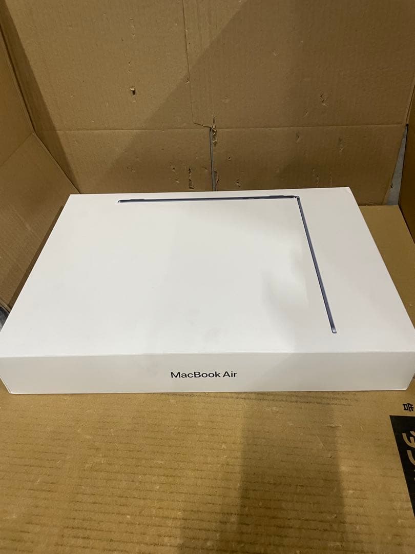 Apple MW1L3J/A 15MacBook Air 16+256ジャンク品