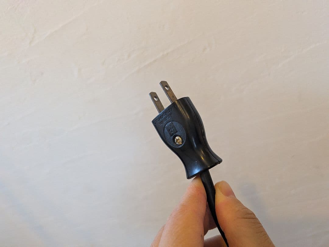 Artemide(アルテミデ)社　ATON TERRA(アトンテラ)フロアランプ