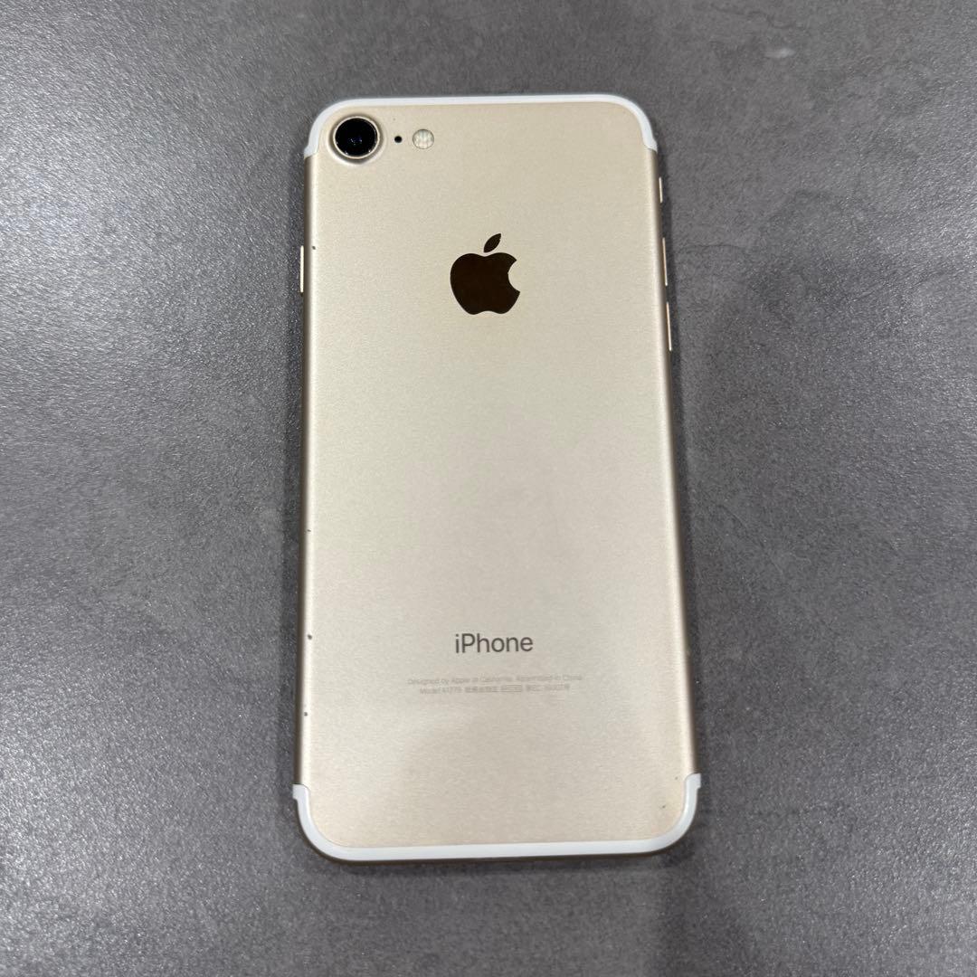 Apple iPhone7 ゴールド 4.7インチ