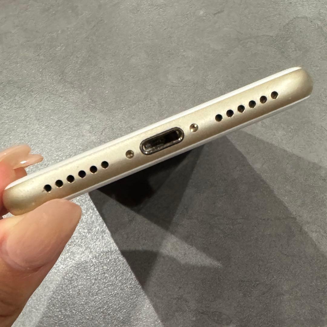 Apple iPhone7 ゴールド 4.7インチ