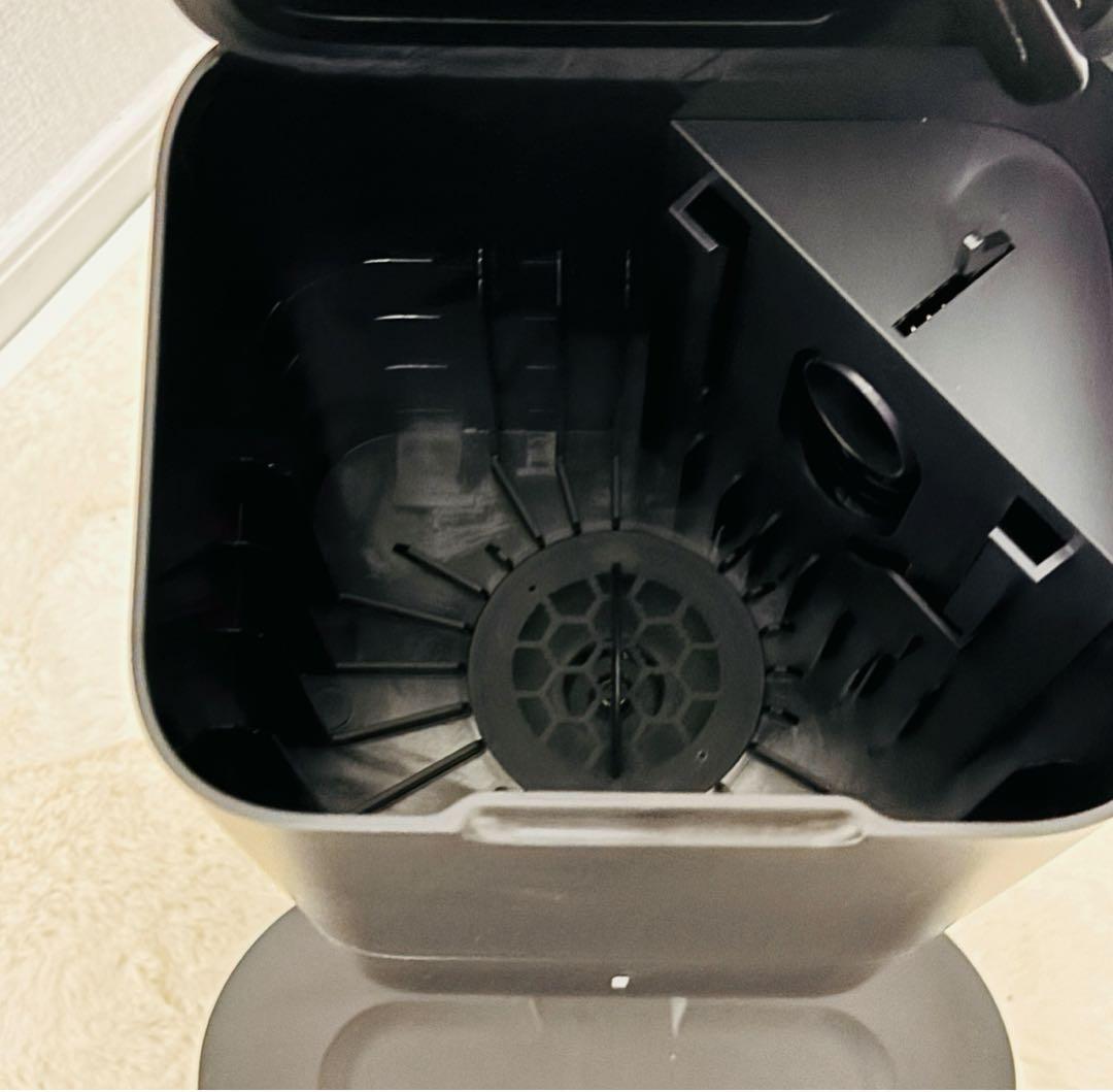 iRobot アイロボット Roomba ルンバ　ルンバi7 クリーンベース付き