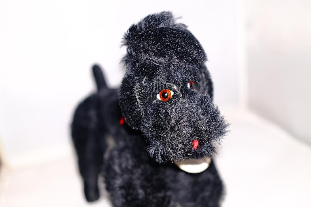 SAFオーストリア製ハンドメイドヴィンテージぬいぐるみ黒犬NERO送料込匿名配送
