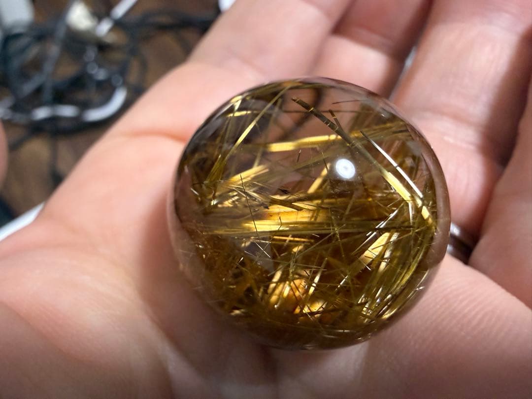 【極上】ゴールドタイチンルチル スフィア 27.3㎜ 丸玉