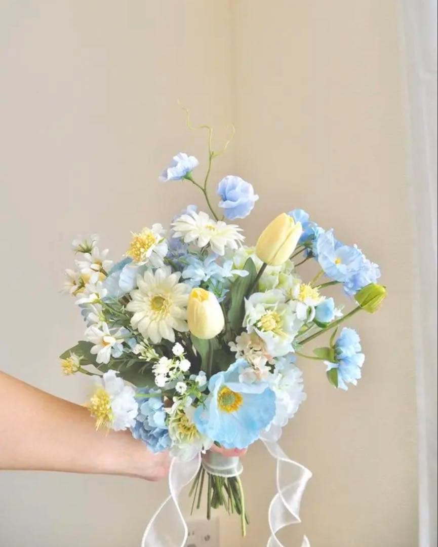 青と白の造花ブーケ　高品質造花のブーケ