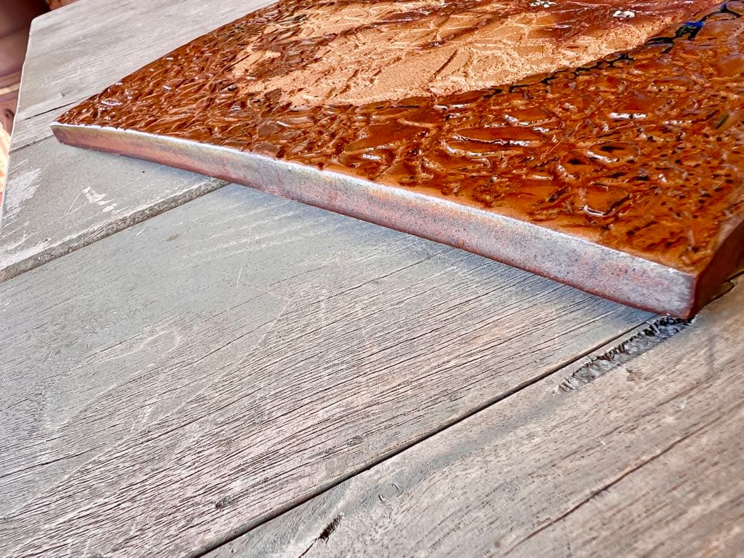 沖縄 陶芸 やちむん 作家一点もの　銘有り　皿　レリーフ