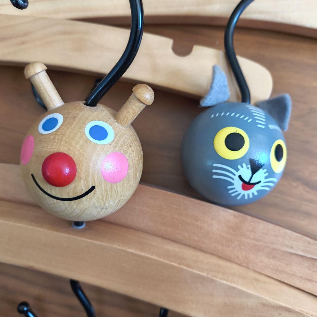チェコのおもちゃ職人が作った 木製ハンガー 6個セット