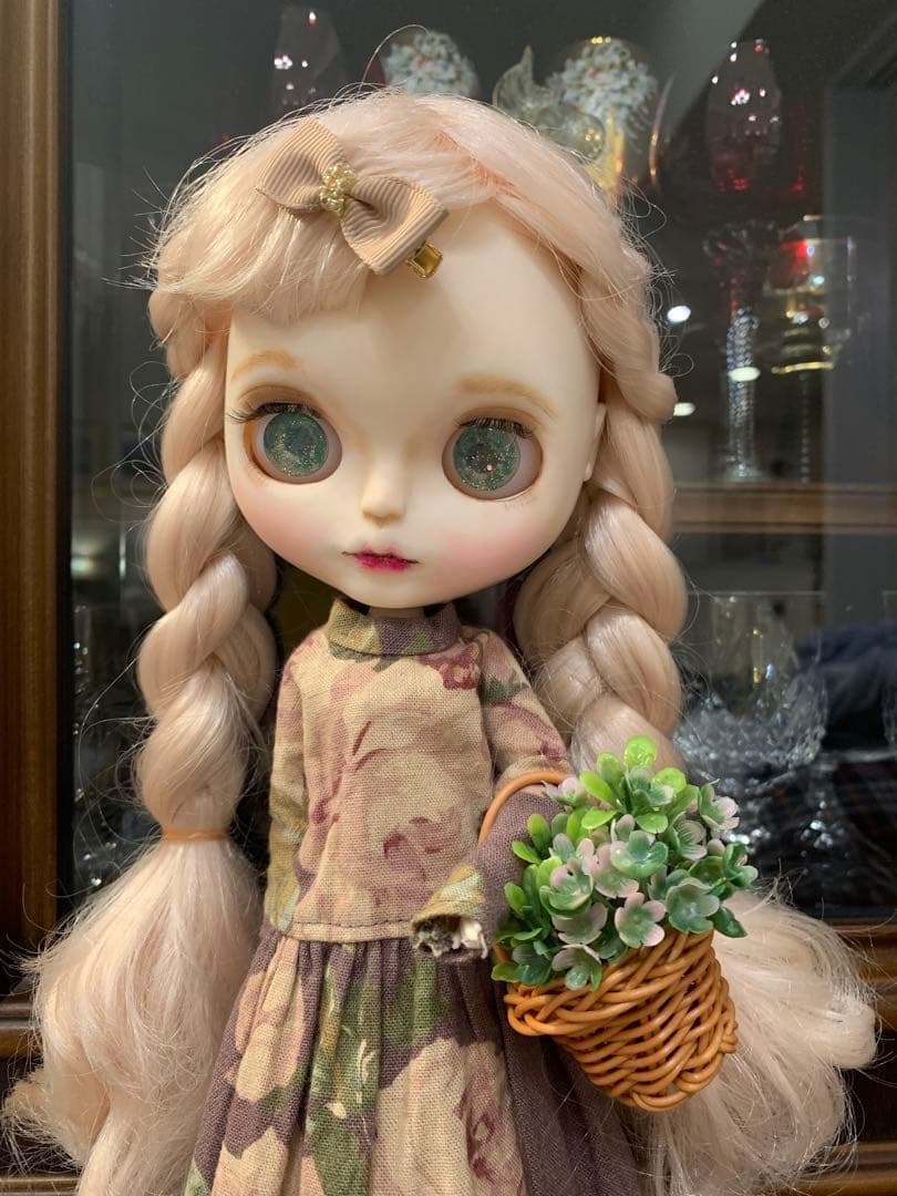 カスタムアイシードール アウトフィット・小物付き 天然石使用❤(*^^*)