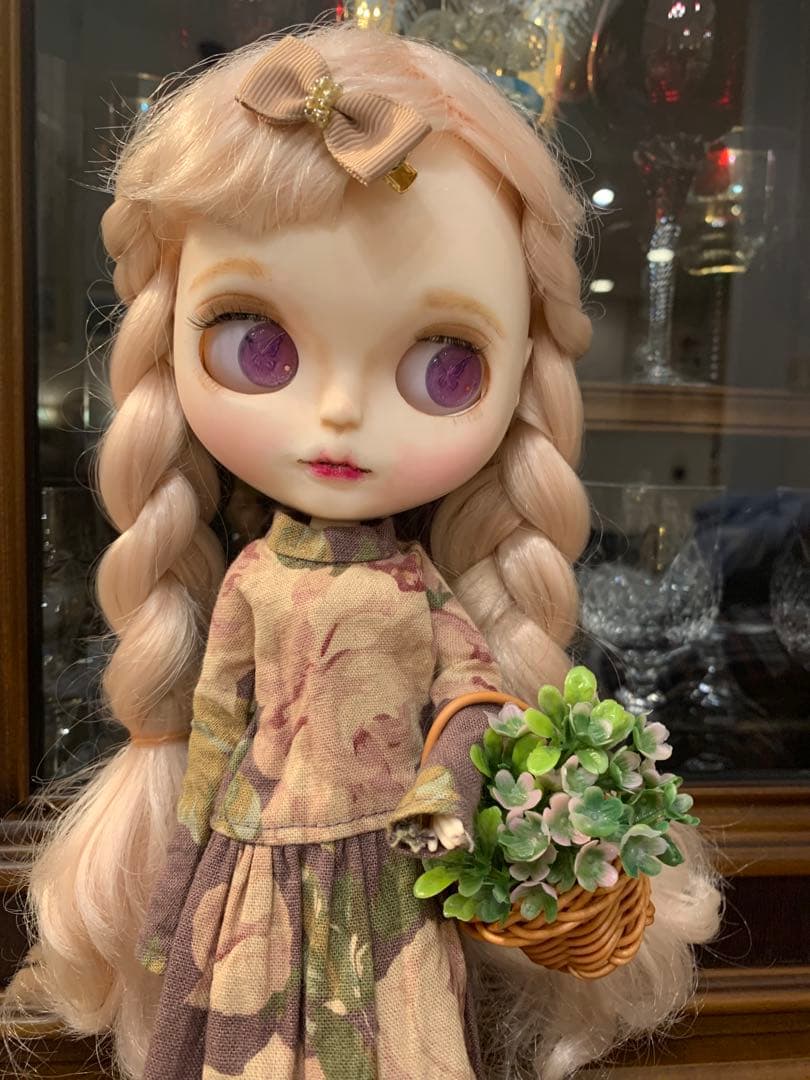 カスタムアイシードール アウトフィット・小物付き 天然石使用❤(*^^*)