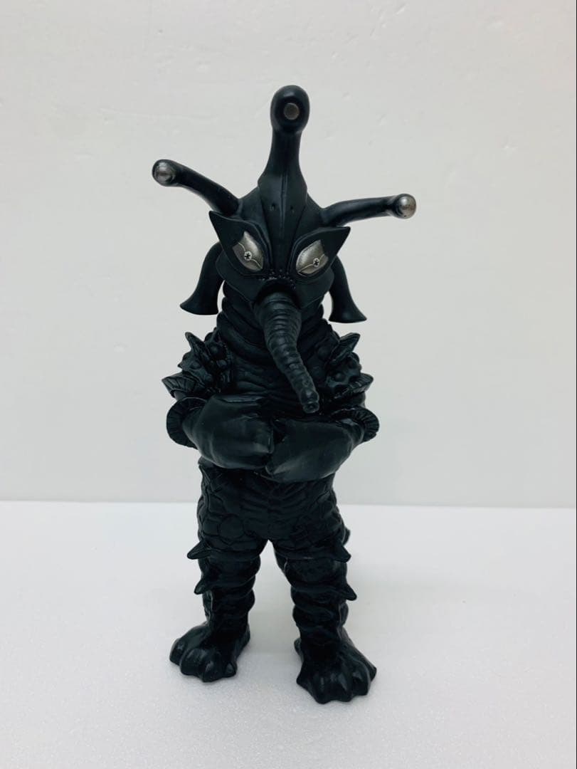 CCP✕Dive 500個限定　ヒッポリト星人 ブラックver.