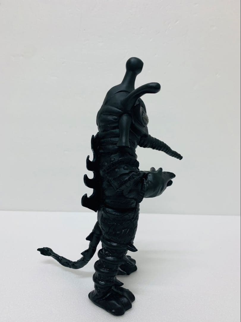 CCP✕Dive 500個限定　ヒッポリト星人 ブラックver.