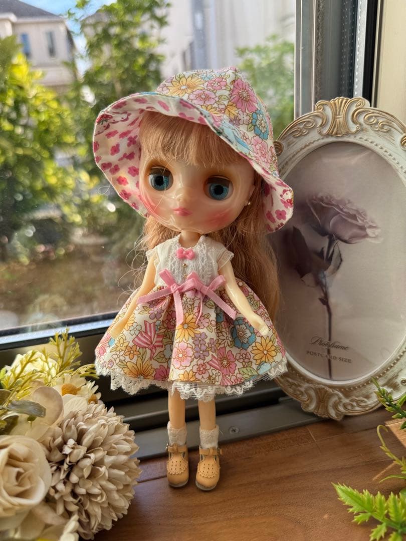 ブライスアウトフィット ミディサイズ ワンピース帽子2点セット