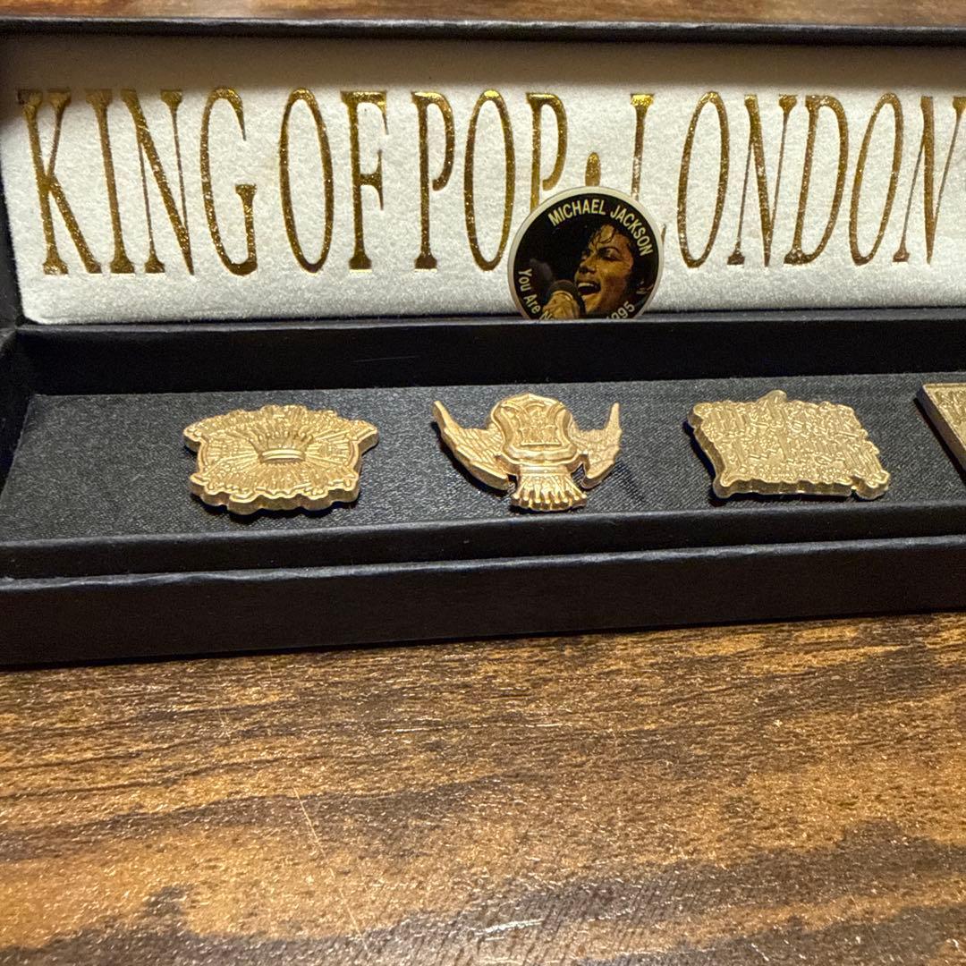 マイケル・ジャクソン ピンバッジセット 1995 レア
