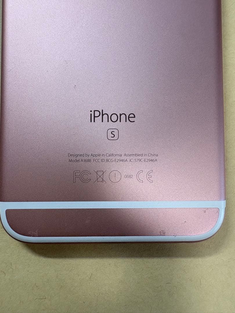美品バッテリー98% SIMフリーiPhone 6s 64GB ローズゴールド