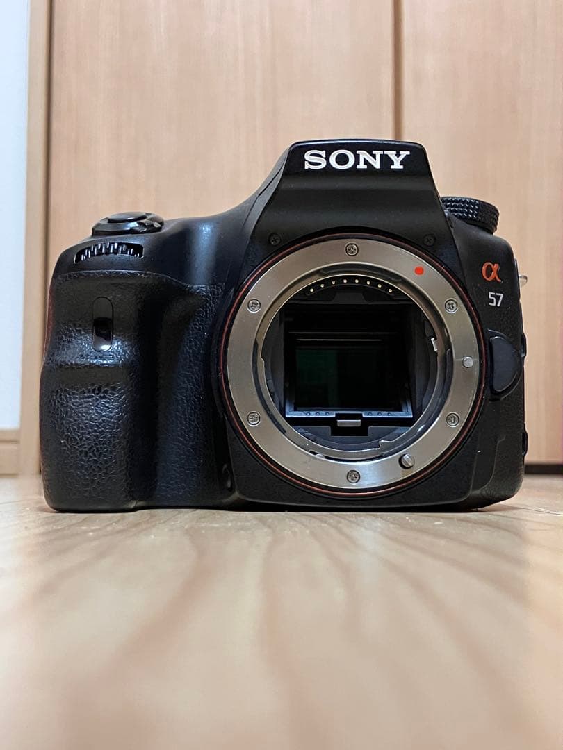 SONY α57 デジタル一眼レフカメラ 本体