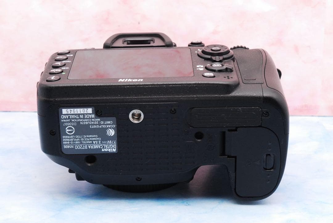 ニコン D7200★Wレンズ★一眼レフカメラ★美品★高画質＆高性能★Wi-Fi
