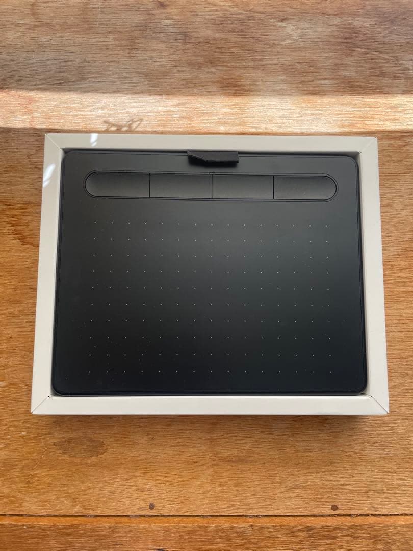 Wacom Intuos ペンタブレット 本体
