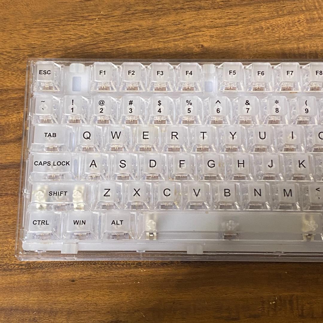 YUNZII 75% メカニカルキーボード クリア RGB 有線　無線