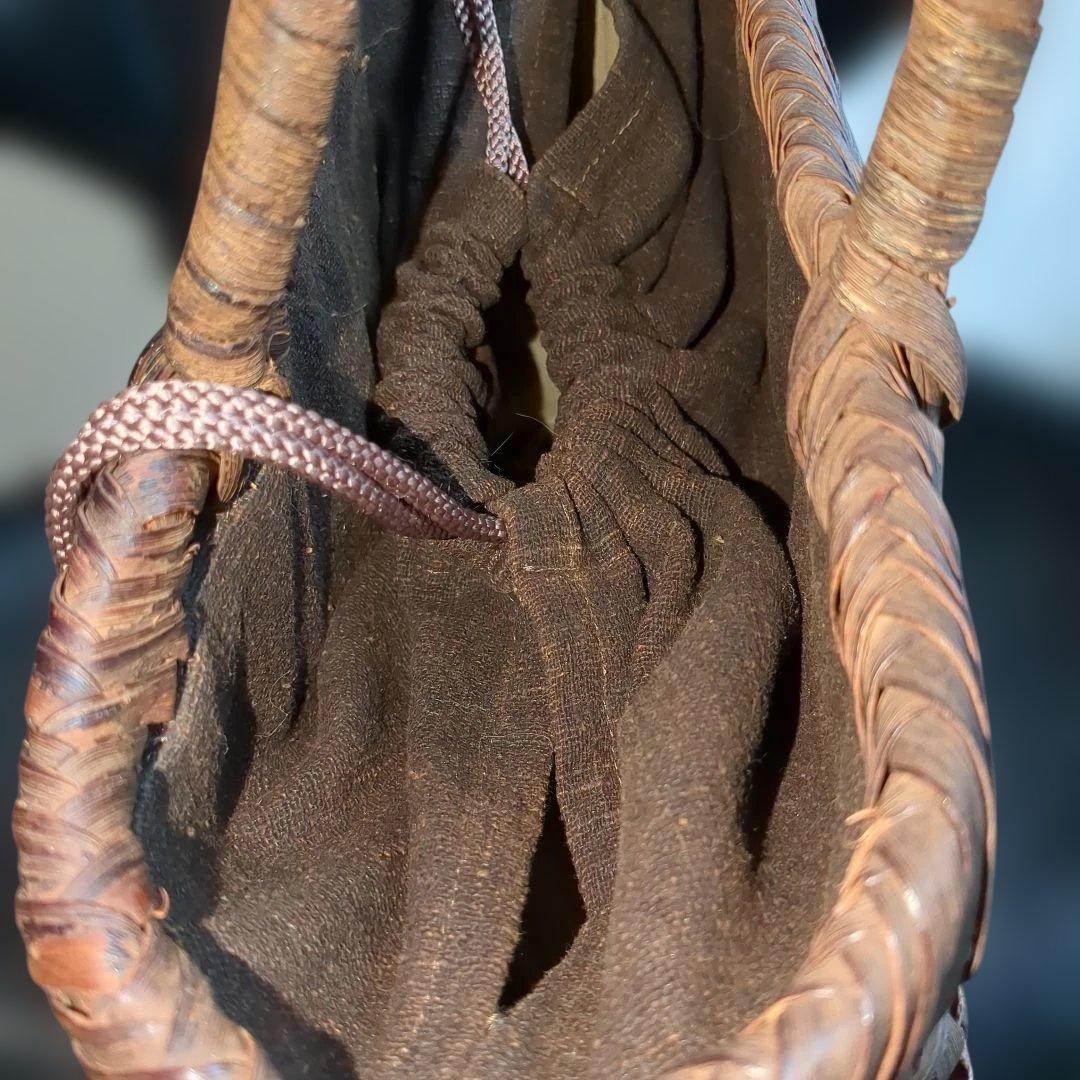 国産　古い山葡萄　やや大きめ　1番皮　籠