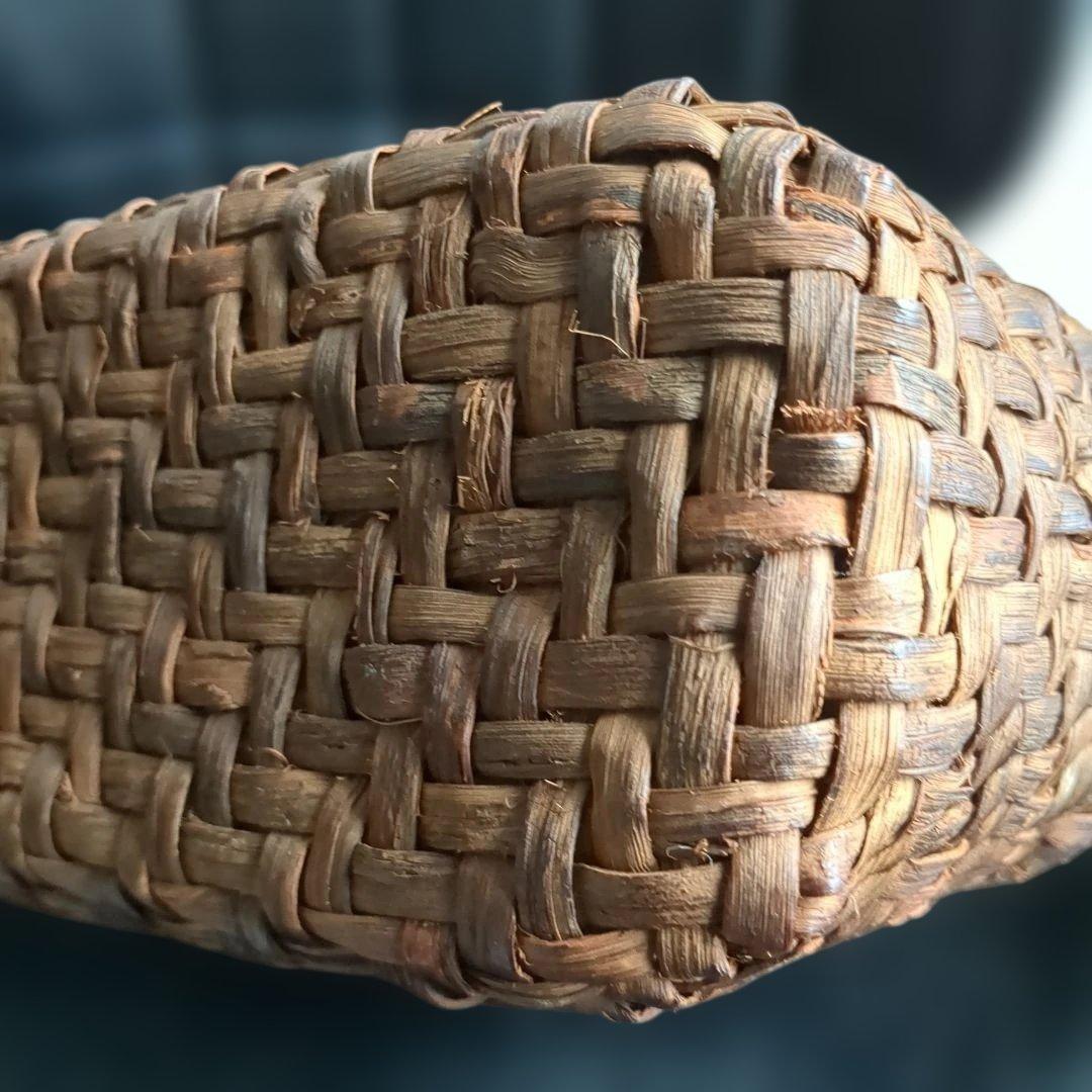 国産　古い山葡萄　やや大きめ　1番皮　籠