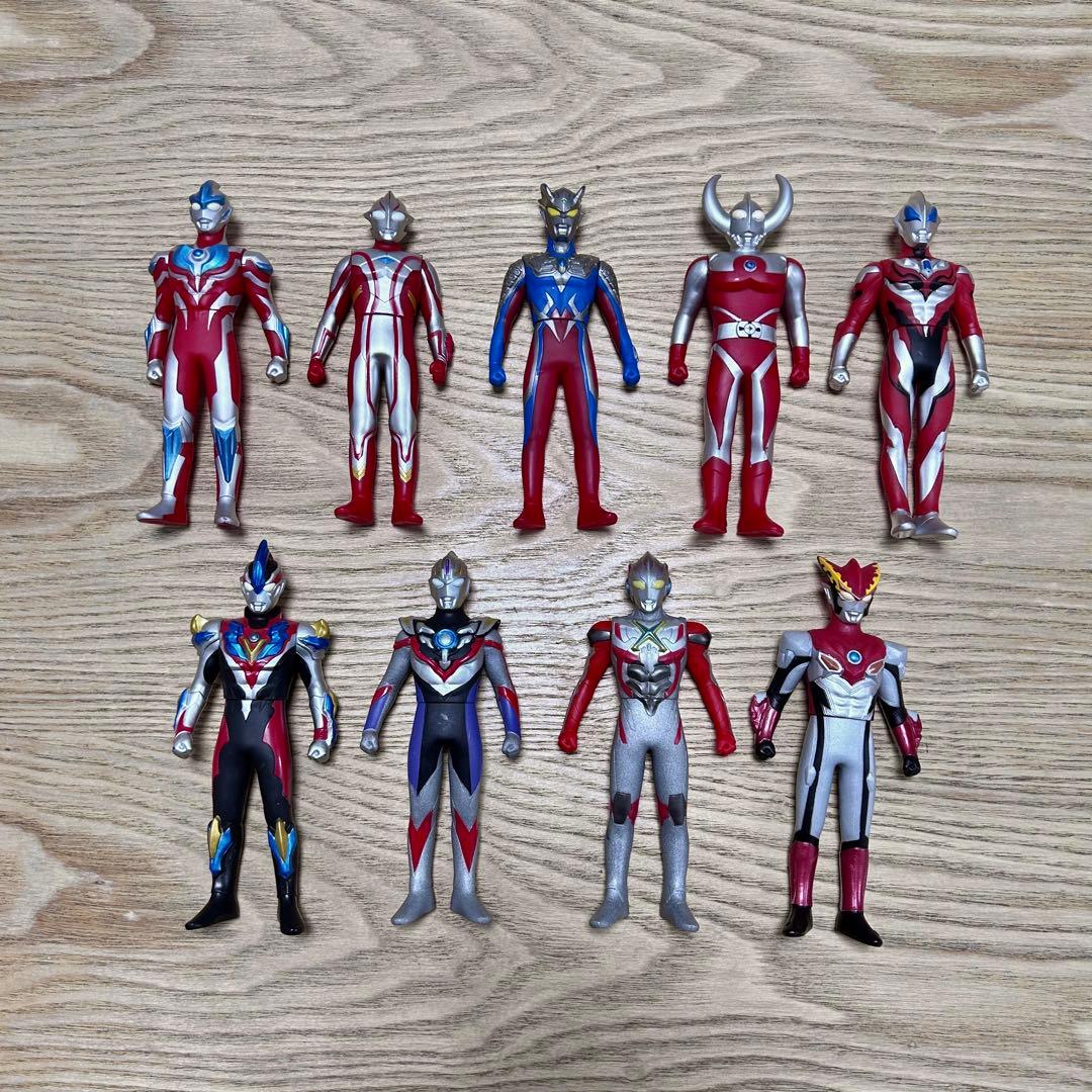 おもちゃ　バンダイ　ウルトラマン　ソフビ　42体セット