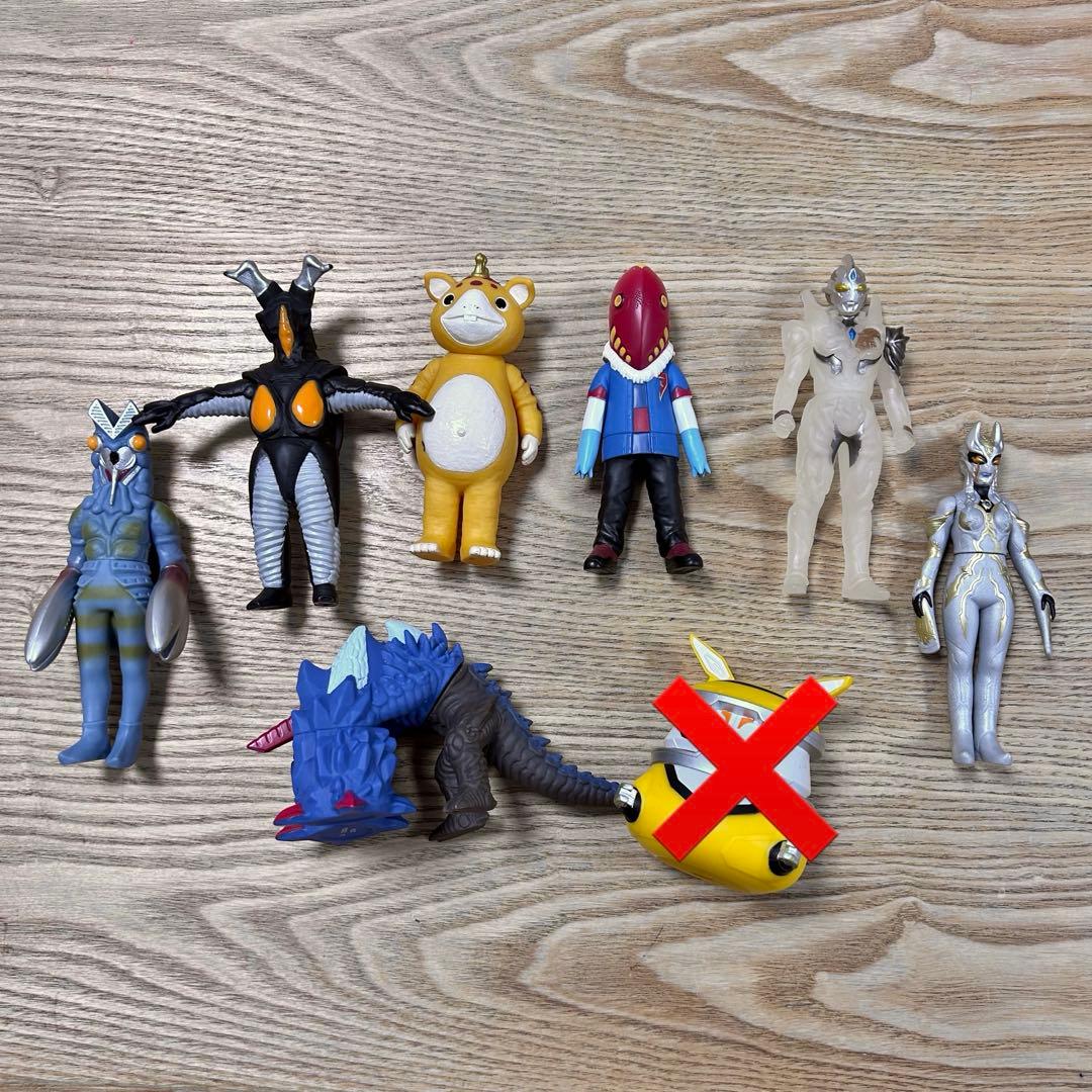 おもちゃ　バンダイ　ウルトラマン　ソフビ　42体セット