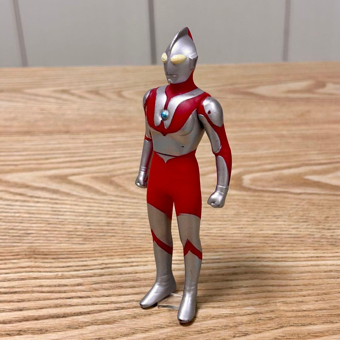 おもちゃ　バンダイ　ウルトラマン　ソフビ　42体セット