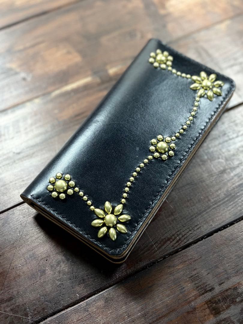 トラッカーウォレット フラワースタッズカスタム 茶芯