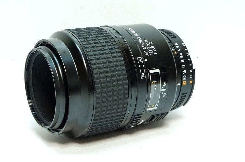 人気　Nikon AF NIKKOR MICRO 105mm F2.8 D