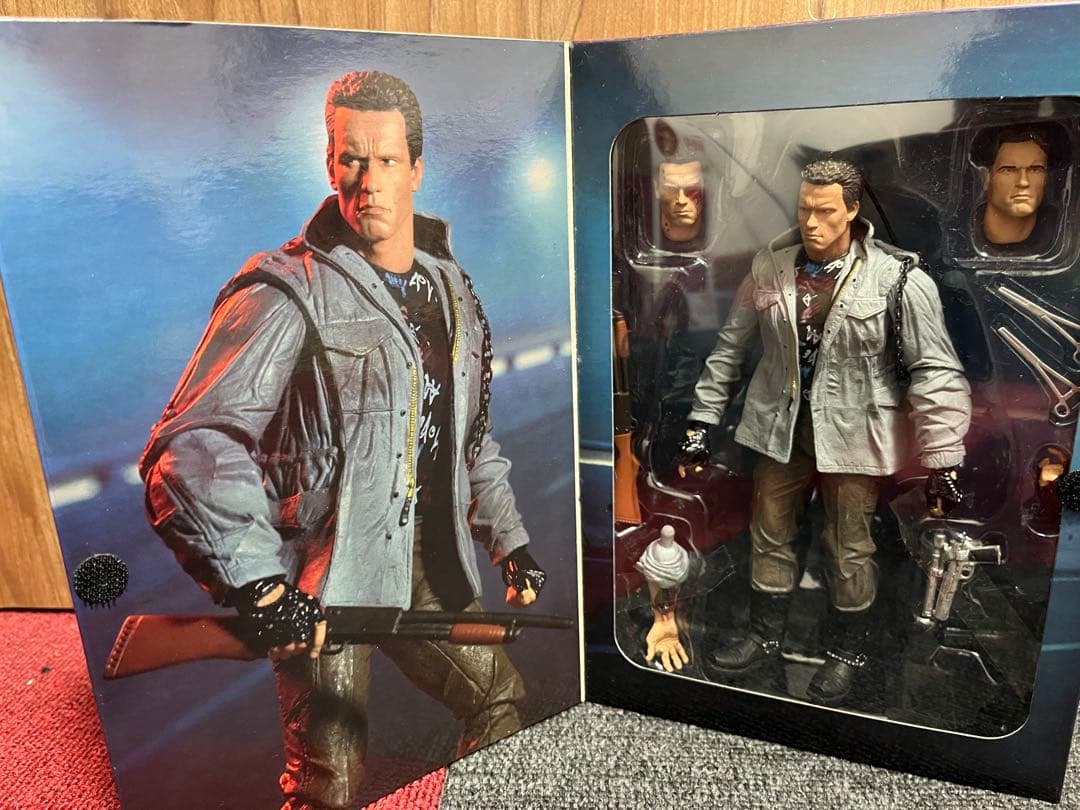 ターミネーター T-800 フィギュア