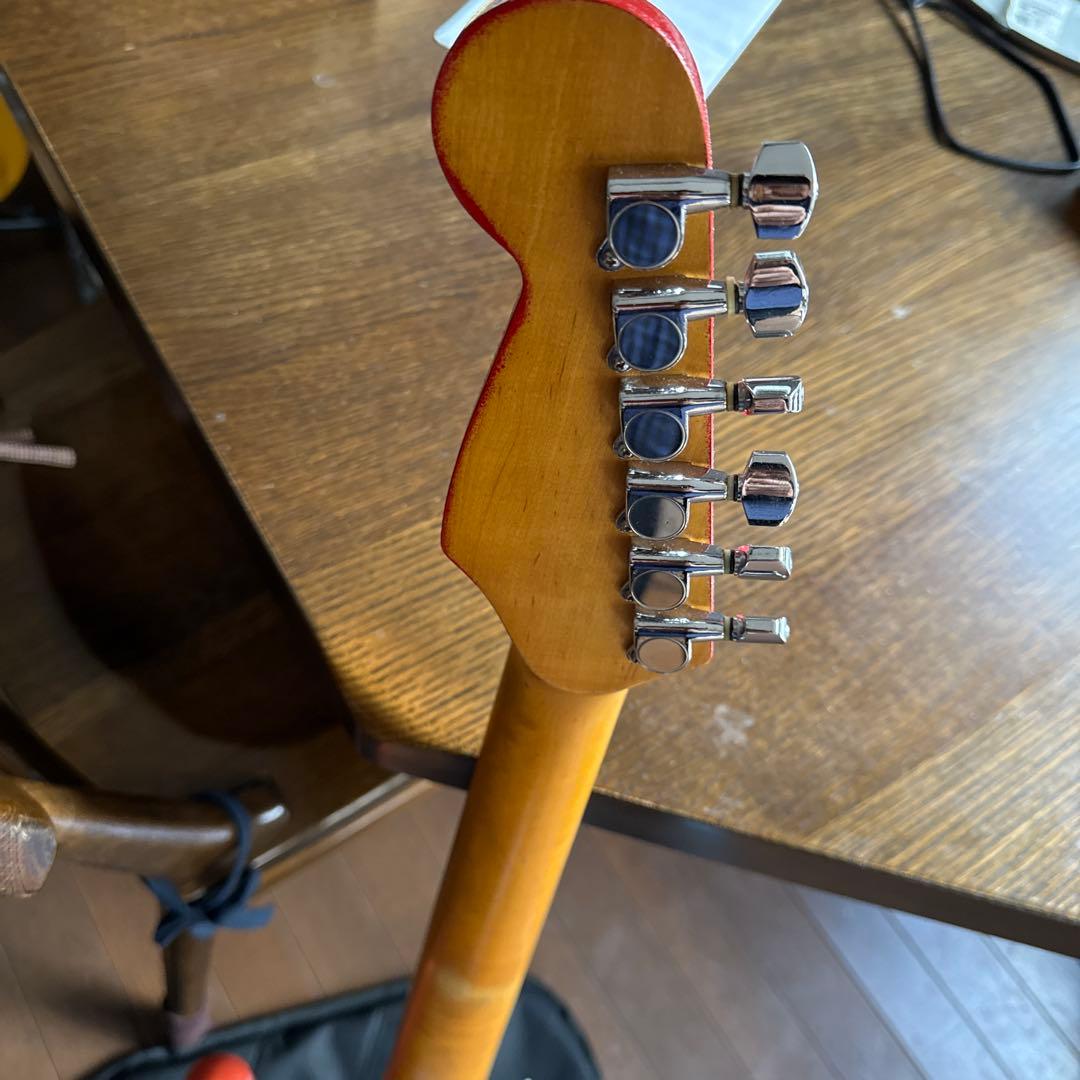 フェンダーストラトタイプ　ビートルズのジョージロッキー風ギター動作良好弾きやすい