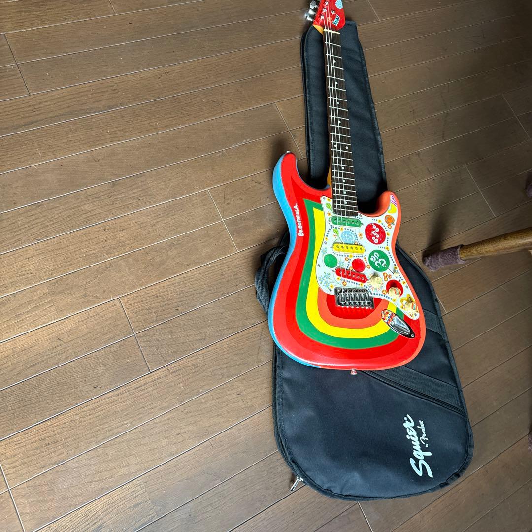 フェンダーストラトタイプ　ビートルズのジョージロッキー風ギター動作良好弾きやすい