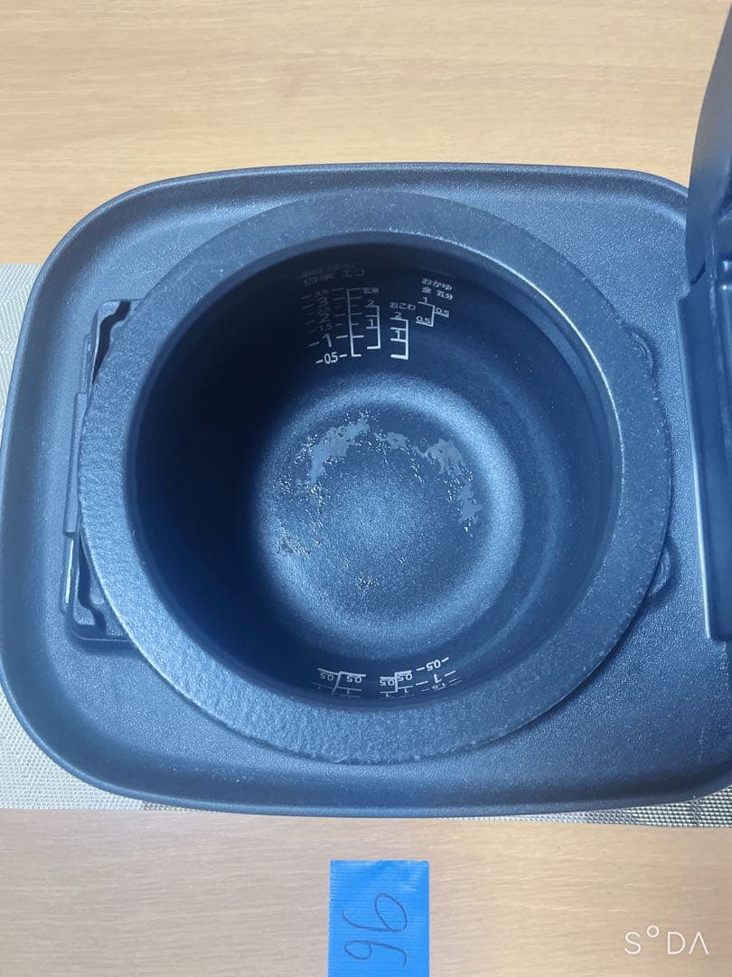 タイガー魔法瓶　TIGER　炊飯器 土鍋圧力IH式 　JPJ-A060 5.5合