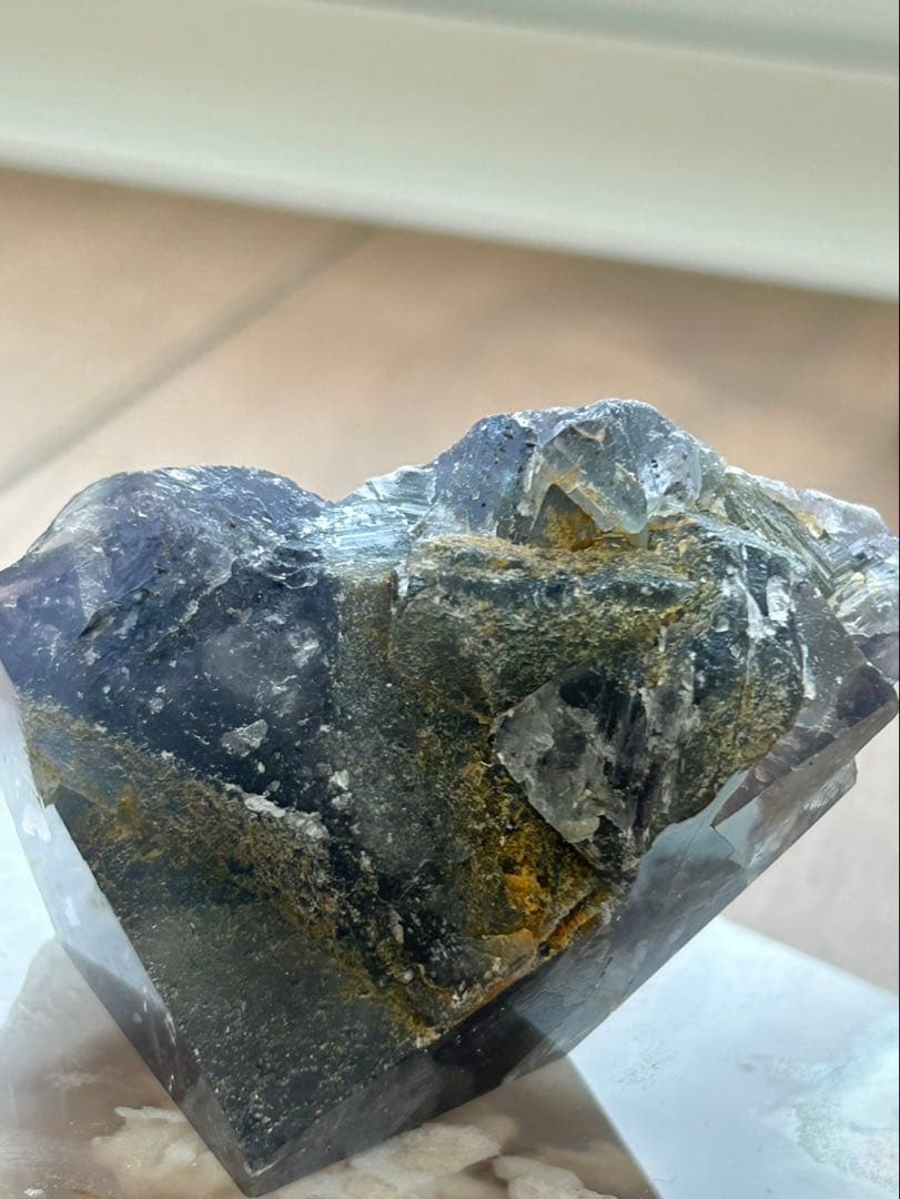 中国産｜黄金を宿すキューブ パイライト共生フローライト 121g