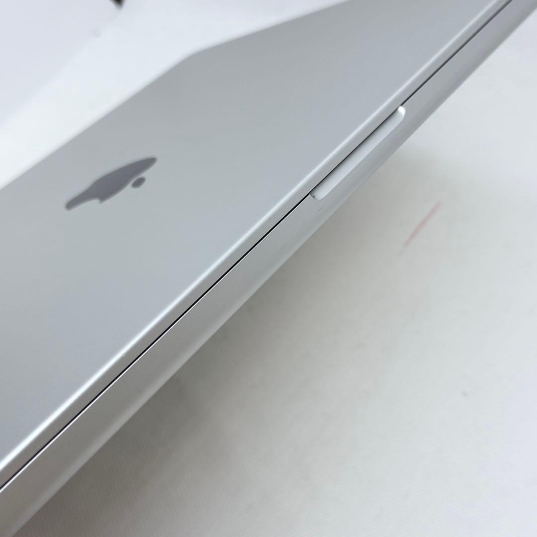 【美品】MacBook Apple M1 Pro | 32GB / 512GB