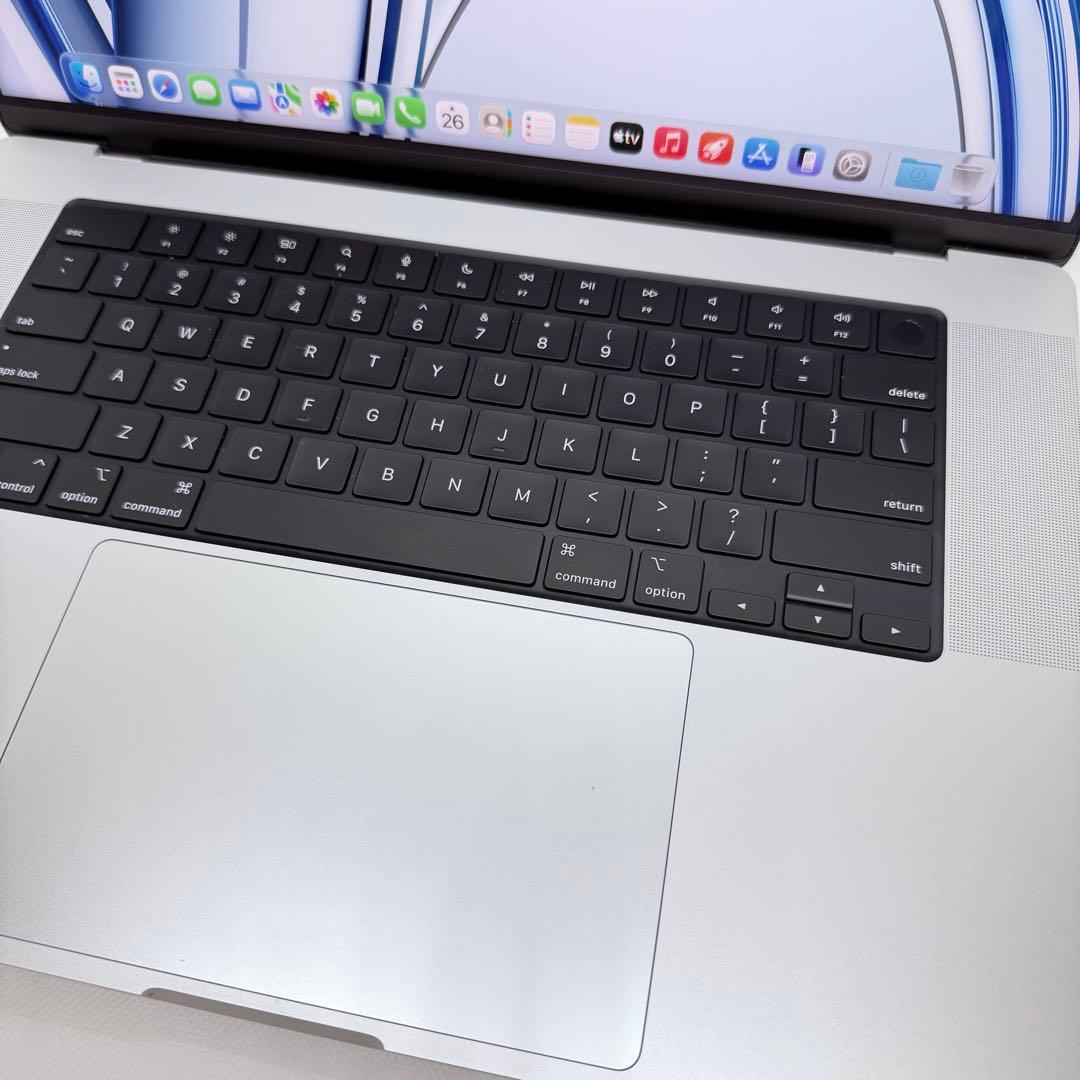 【美品】MacBook Apple M1 Pro | 32GB / 512GB