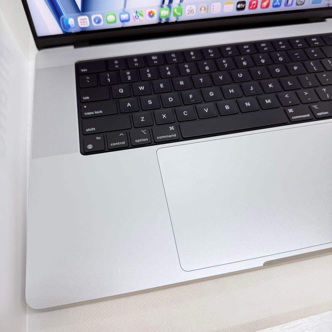 【美品】MacBook Apple M1 Pro | 32GB / 512GB
