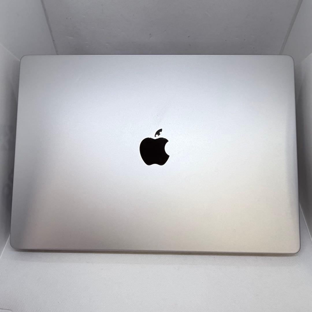 【美品】MacBook Apple M1 Pro | 32GB / 512GB