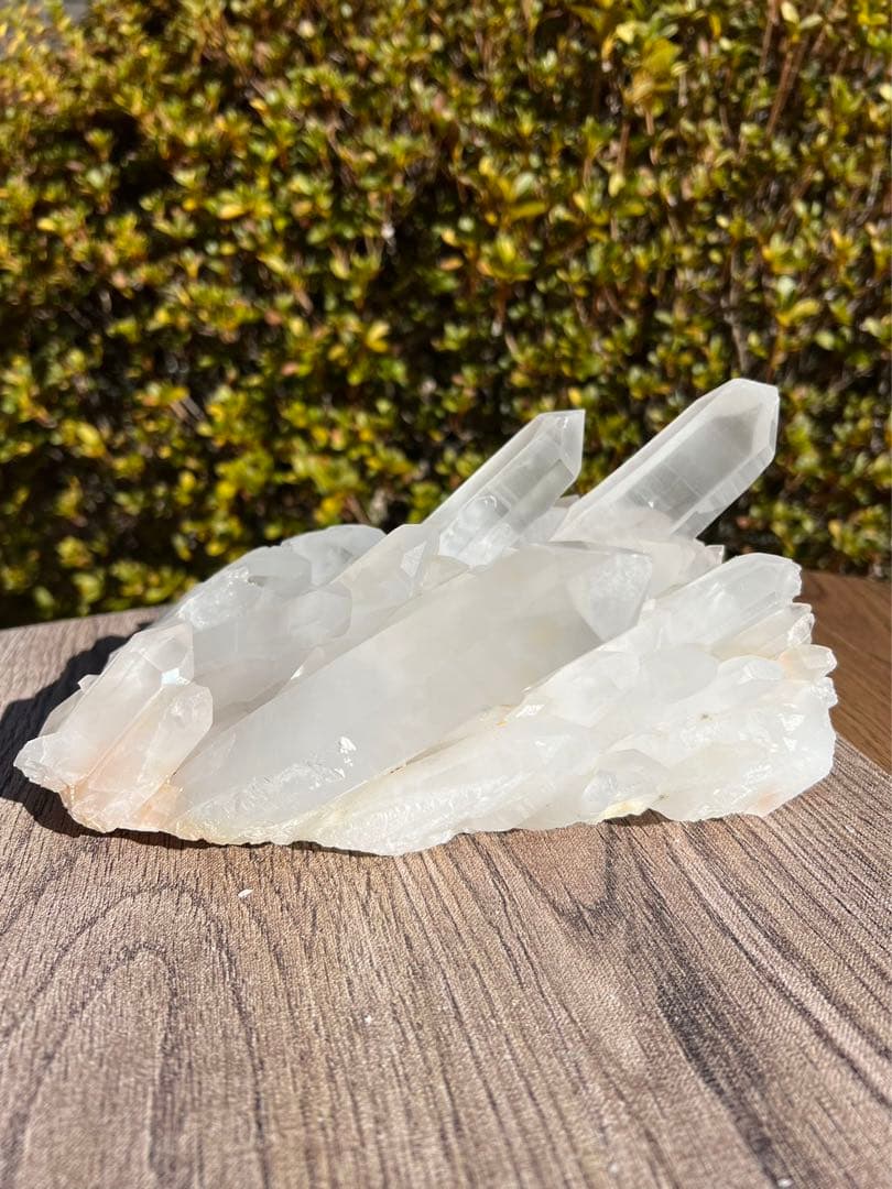 A243 マダガスカル産水晶クラスター