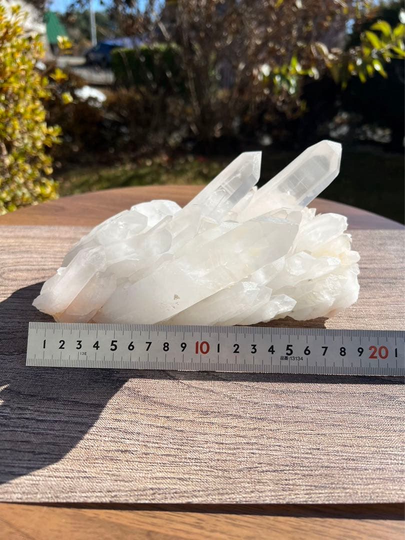 A243 マダガスカル産水晶クラスター