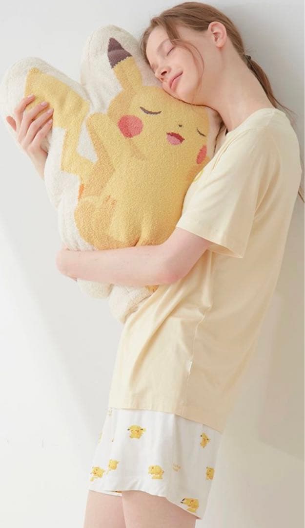 gelato pique ポケモン スリープ ベビモコ ピカチュウ クッション