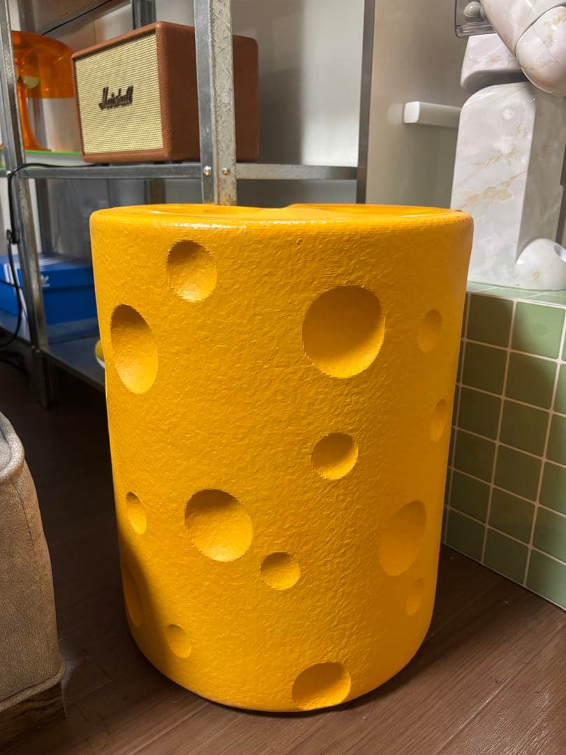 【ミッドセンチュリー・期間限定値下げ〜26日まで】チーズ型　スツール　イス